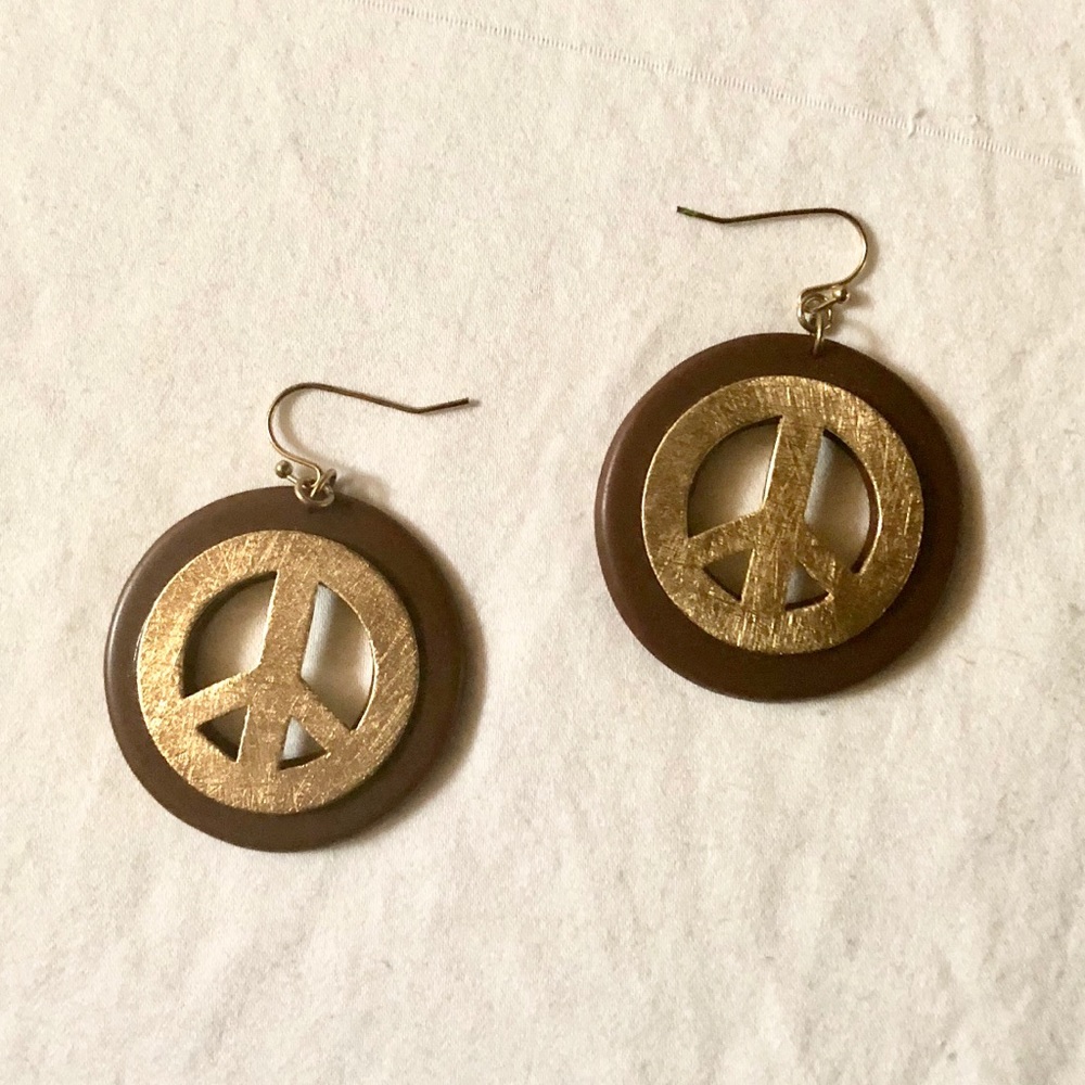 bundle add on! $2 // peace sign earrings
